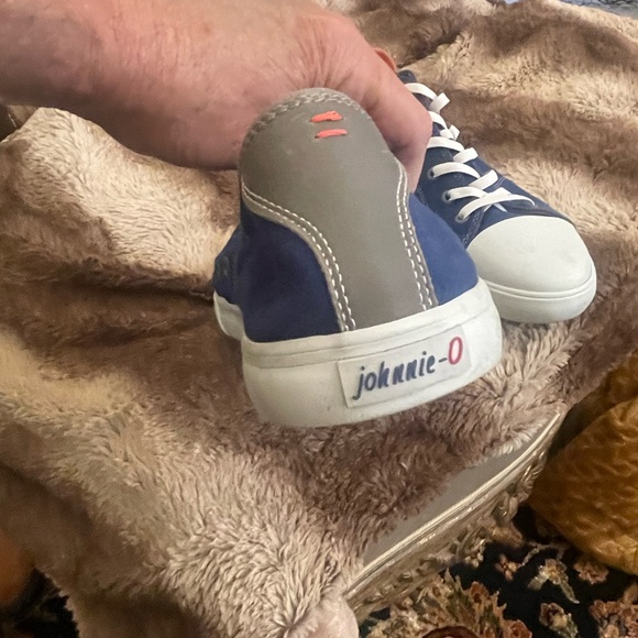 Blue and White Men's Sneakers - Picture 2 of 4